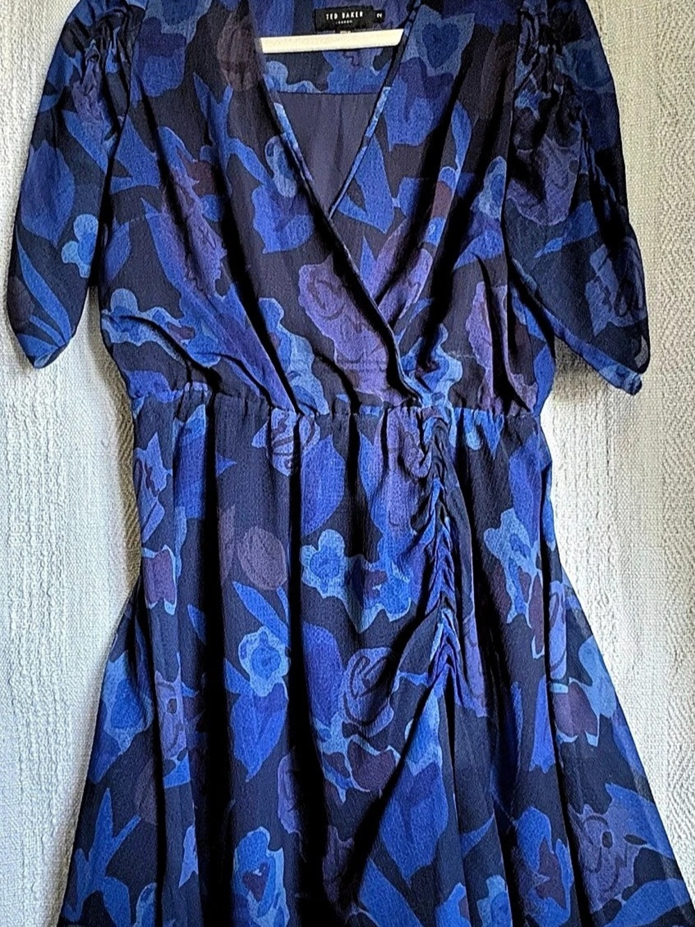 Ted Baker Juleah Ruched Sleeve Detail Mini Dress Floral Midi Dress Blue & Purple
